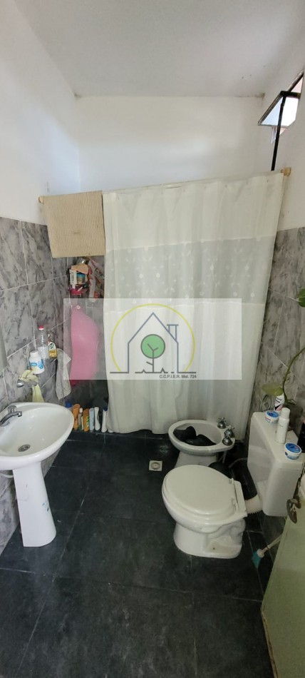 VENTA de CASA en ESQUINA - LA CAUTIVA, PARANA