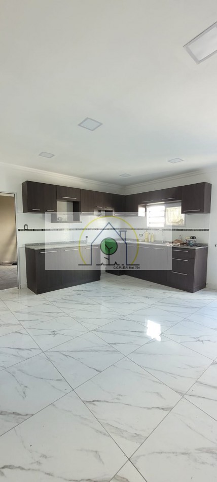 VENTA de CASA en ESQUINA - ROQUE SAENZ PEÑA, SAN BENITO