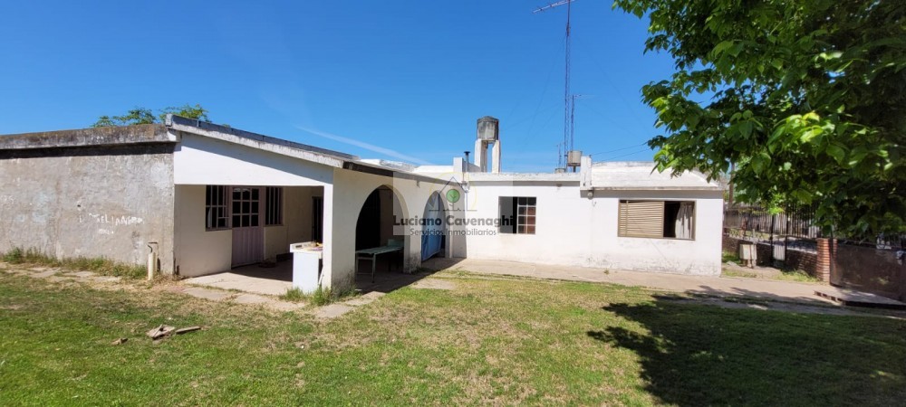 VENTA EN CASA y GALPON - VACALUZZO, PARANA