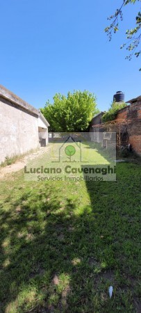 VENTA EN CASA y GALPON - VACALUZZO, PARANA