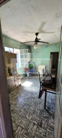 VENTA EN CASA y GALPON - VACALUZZO, PARANA