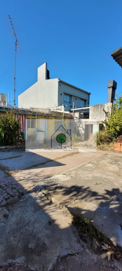 VENTA de CASA y GALPON - JOSE INGENIEROS, PARANA