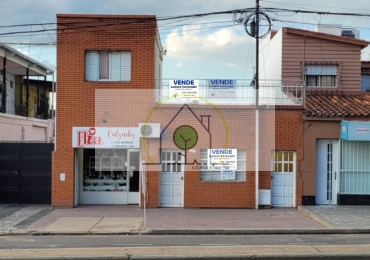 VENTA de CASA - AV. ALMAFUERTE, PARANA 